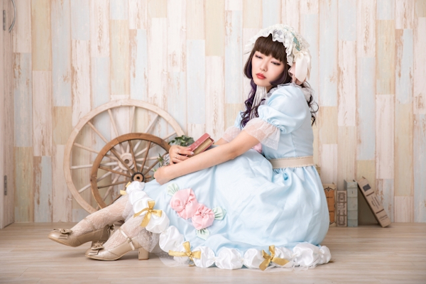 コスプレをする女性